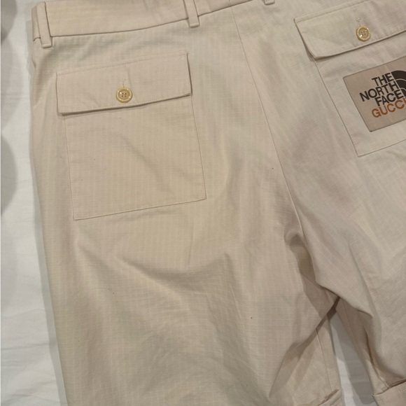 Gucci the north face cargo shorts - Picture 7 of 9